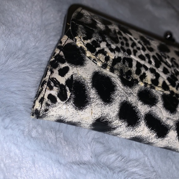 NWOT Animal Print Leather Clutch/Wallet leapard panther minimal statement bag - Picture 7 of 13